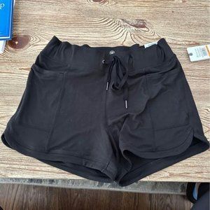 Comfy drawstring shorts